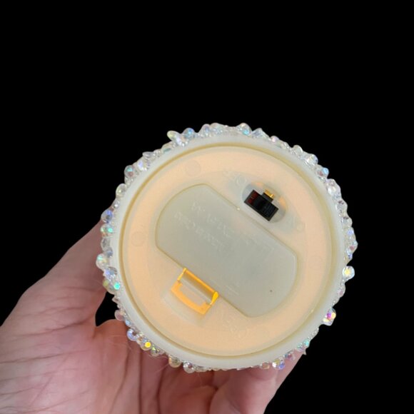 Flameless LED Hand Crafted Candle ~ Small (6") - Picture 5 of 5